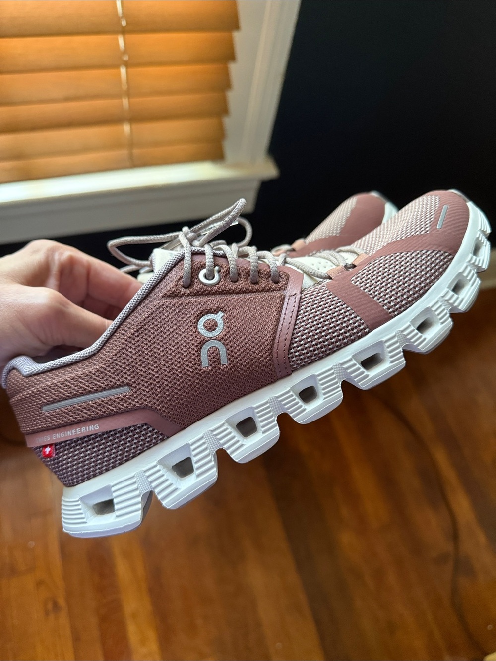 On Running Women's Cloudtec Trainer in Dusty Rose and White